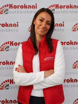 Jóna Henriett, customer service colleague